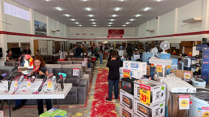 Lojas MM reabre filial de Assis Chateaubriand em novo endereço e com nova estrutura